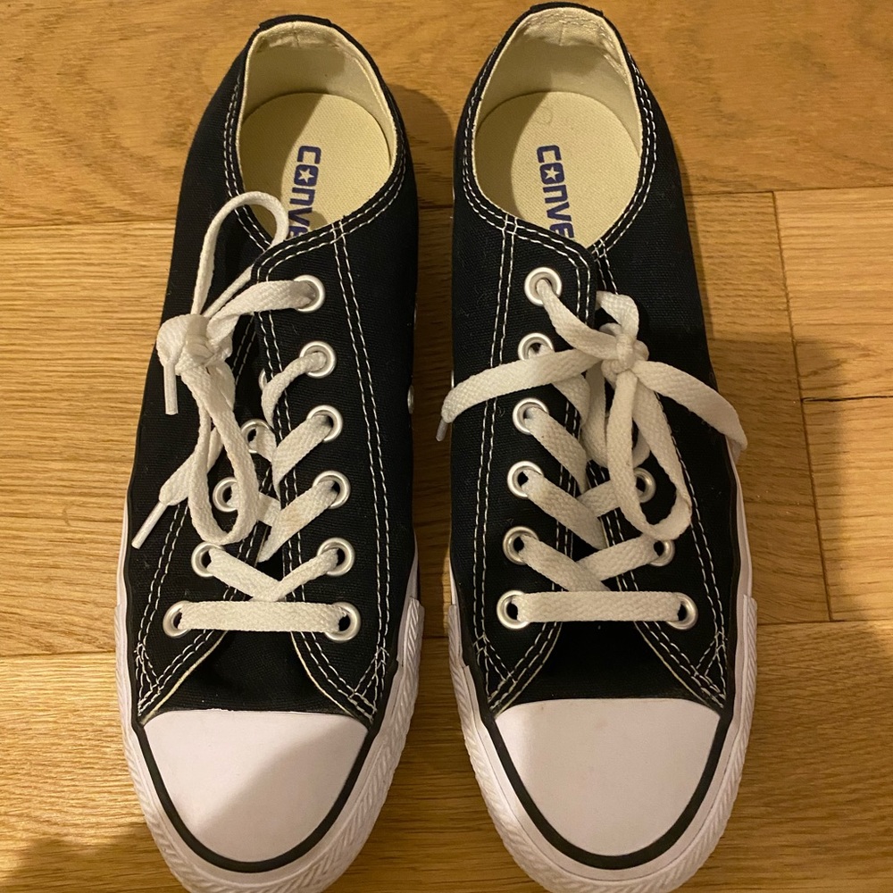 Black Converse